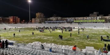 Oțelul Galați a făcut eforturi să joace astăzi meciul cu Universitatea Craiova, dar efortul nu a fost încununat și de un succes al echipei lui Dorinel Munteanu