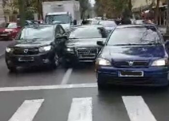 Accident pe Calea Călărașilor, în fața Facultății de Inginerie și Agronomie Brăila