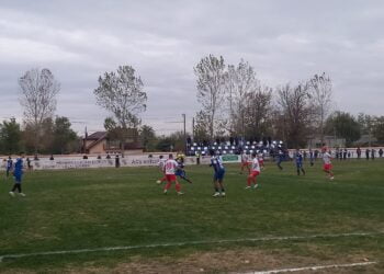 Viitorul Șuțești și Dacia Unirea Brăila au terminat la egalitate meciul lor direct. Viitorul Ianca a fost învinsă pe teren propriu de Metalul Buzău, liderul seriei a II-a din Liga a 3-a