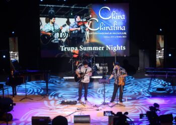 Marele Premiu de la Festivalul Național de muzică folk Chira Chiralina a fost adjudecat de trupa Summer Nights din Iași