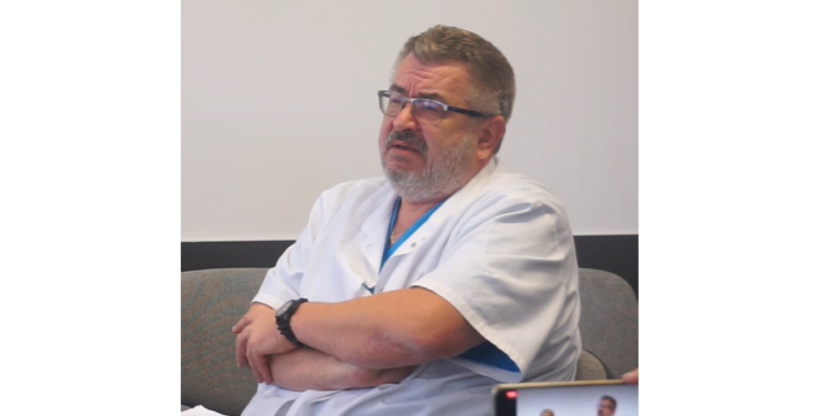 Directorul medical al Spitalului Județean Brăila știe că unii medici pleacă înainte de încheierea programului, nu e de acord cu asta, dar nici nu vrea să se certe cu ei