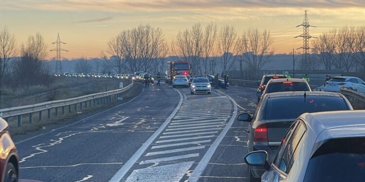O depășire riscantă a dus la un accident pe șoseaua dig dintre Brăila și Galați