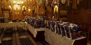 Parohia ”Sf. Parascheva” a oferit astăzi daruri unor copii din municipiul Brăila