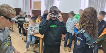 Spune nu drogurilor. Acțiuni desfășurate polițiști din cadrul Compartimentului Analiza și Prevenirea Criminalității în trei școli din județ și municipiu