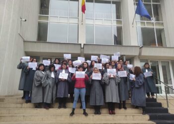 O nouă zi de proteste ale personalului auxiliar din instanțele de judecată