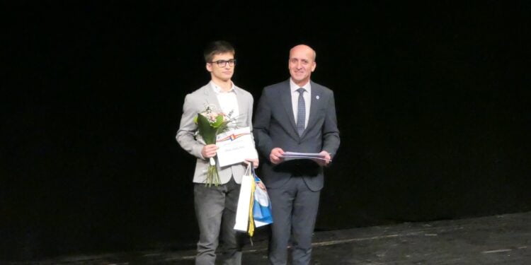 Elevi și profesori brăileni premiați de Ministerul Educației