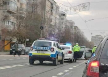 Accidentată pe trecerea de pietoni, pe Bulevardul Dorobanților