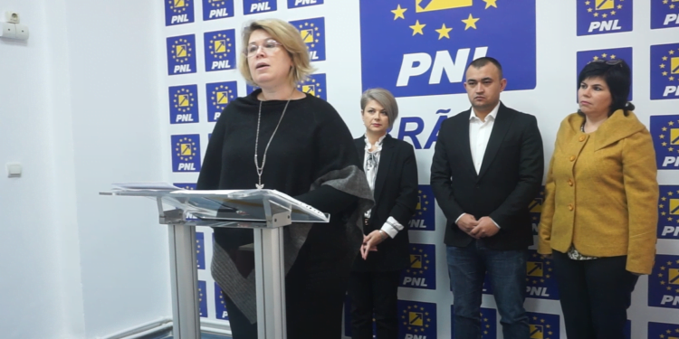 Organizația Femeilor Liberale Brăila susține proiectul de lege pentru protecția minorilor în mediul online