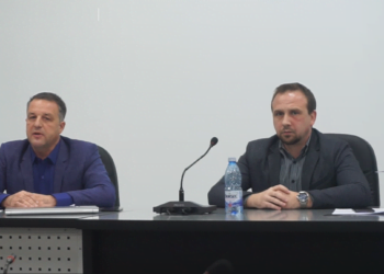 Primarul și viceprimarul Brăilei (PSD), atacuri de joasă speță la adresa unei ziariste, în ședința CLM. Primarul Dragomir a continuat apoi atacul pe o rețea de socializare