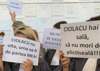 Grefierii cer acordarea integrală a salariilor recunoscute prin hotărâri judecătorești definitive