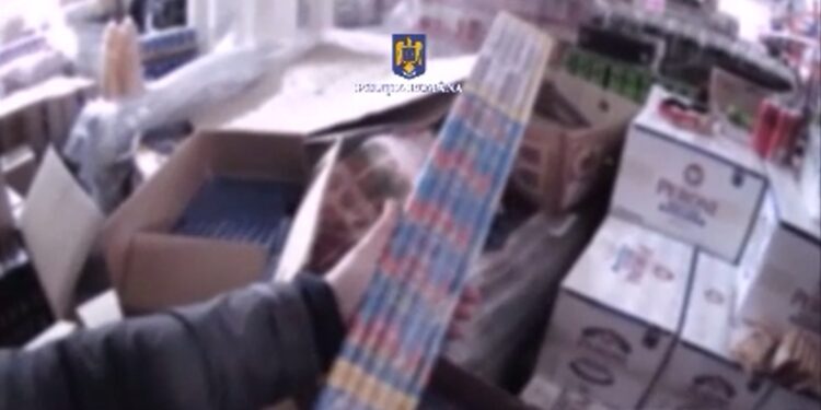 Peste două tone de articole pirotehnice indisponibilizate de polițiștii buzoieni