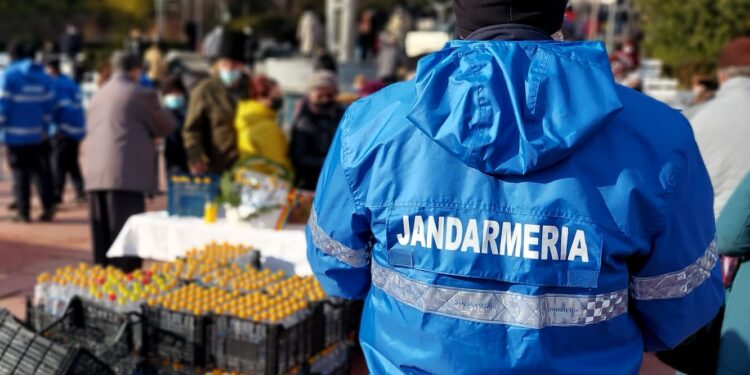 NU TE AȘTEPTA CA CINEVA SĂ INTERVINĂ, DACĂ TU NU O FACI! Campania de prevenire a violenței ”SIGURANȚA ESTE UN DREPT AL TUTUROR”