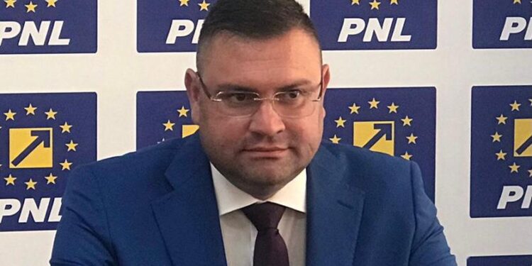 Alexandru Bucălău, consilier județean PNL: ”Oamenii spun că plătesc apa de ploaie lună de lună, dar aşa mult ca în luna decembrie nu au mai plătit până acum”