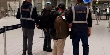 O nouă misiune de îndepărtare sub escortă realizată de polițiștii de imigrări în ultimele 24 de ore