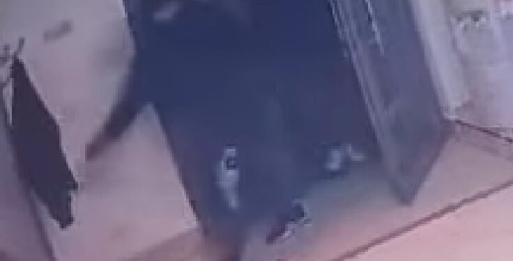 Furt într-un cabinet medical stomatologic din Galați. Au fost ridicate înregistrările de la camerele de supraveghere video