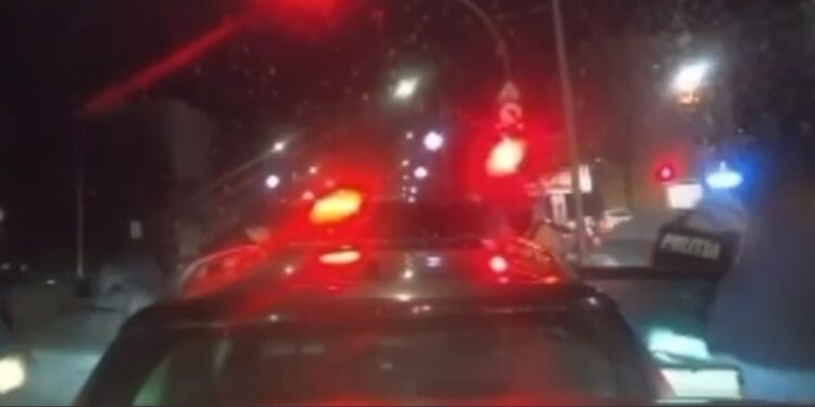 Video: Prinși în flagrant și arestați preventiv pentru furturi din locuințe