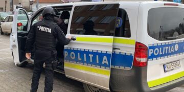 Urmăriți internațional aduși în țară pentru ispășirea pedepselor. Unul dintre ei este brăilean