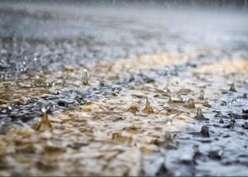 Primarul Dragomir a băut apă de la robinet și i-a făcut rău: a uitat tot ce-a spus până acum despre taxa pe apa de ploaie și tariful la apa potabilă. Acum e și el un „cârcotaș”