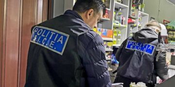 Societăți comerciale din proximitatea unor unități de învățământ sancționate de polițiști pentru că nu au eliberat bonuri fiscale pentru bunuri livrate