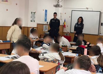 Activități ale polițiștilor în peste 75 de unități de învățământ preuniversitare, atât pe raza municipiului Brăila, cât și în județ