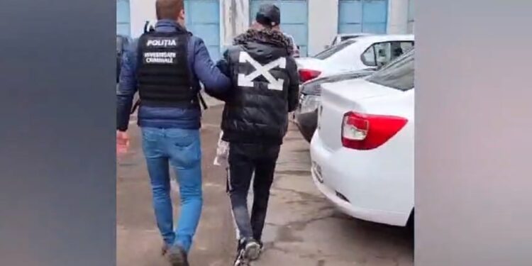 Urmărit la nivel național depistat de polițiștii de la SIC și încarcerat în Penitenciarul de Maximă Siguranță Galați