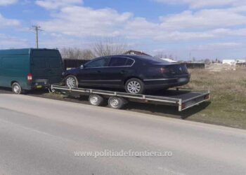 Tânăr care conducea un ansamblu rutier, fără categorie corespunzătoare, depistat în trafic de polițiștii de frontieră brăileni