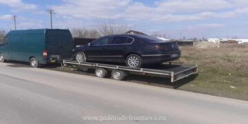 Tânăr care conducea un ansamblu rutier, fără categorie corespunzătoare, depistat în trafic de polițiștii de frontieră brăileni