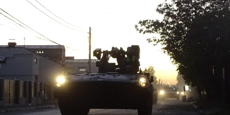 Deplasări de tehnică militară pe teritoriul județului Brăila în următoarele două săptămâni, în cadrul unor activități de instruire