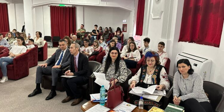 Palatul Culturii Brăilene Lyra a găzduit etapa interjudețeană a concursului istoric Unirea Basarabiei cu România