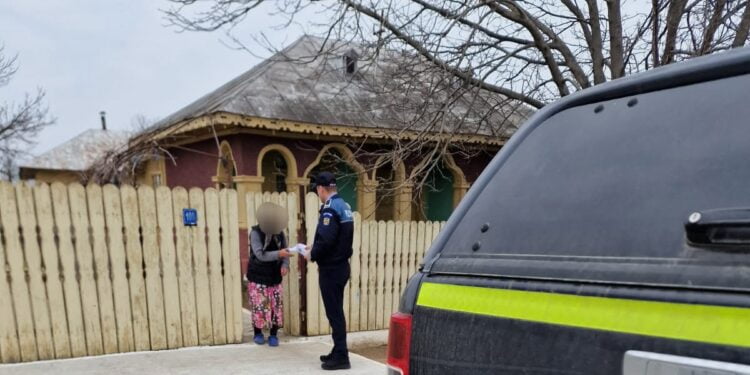 Acțiune de informare a cetățenilor deținători de animale de companie din comuna Gropeni