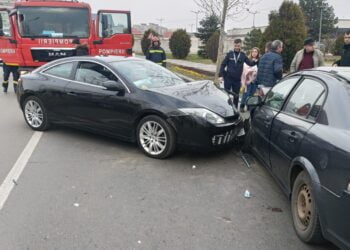 O tânără de 16 ani a decedat într-un accident pe DJ 211D, la intrarea în satul Florica, comuna Roșiori