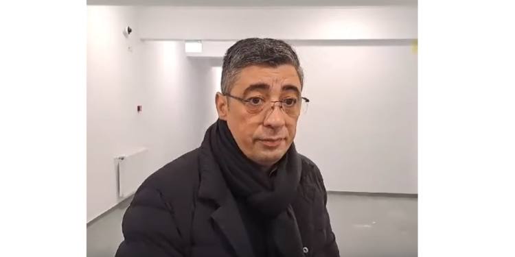 Când doi îți spun că ești beat, du-te de te culcă! Și când mai mulți oameni îți spun că ai un comportament execrabil, du-te de te caută la caracter!