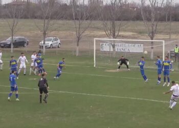 Viitorul Ianca a pierdut pe tern propriu meciul cu CSM Rm. Sărat după un joc bun al elevilor pregătiți de Nicușor Baldovin