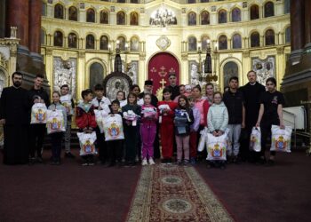 Debutul programului social-filantropic „Ne înnoim de Sfintele Paşti“