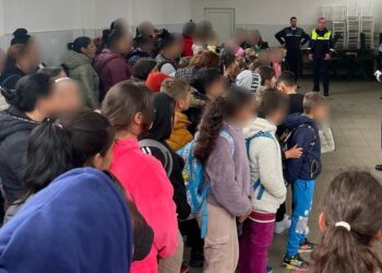 În Săptămâna Verde polițiștii brăileni desfășoară activități de prevenire a conduitelor delincvente în școli