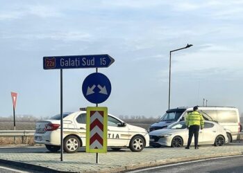 Un șofer gălățean a vrut să traverseze Podul peste Dunăre, dar pe sensul opus de mers. A fost oprit de polițiști înainte de a se produce vreun eveniment rutier