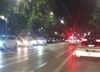 Un șofer cu o alcoolemie de 1,31 mg/l alcool pur în aerul expirat a intrat cu mașina în 6 autovehicule parcate pe Bulevardul Dorobanților