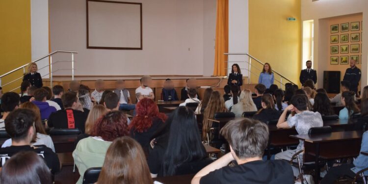 Dialog între elevi și deținuți la Colegiul Național ”Ana Aslan”