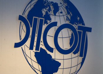 Acuzat de trădare arestat preventiv. Persoana este cercetată pentru că ar fi supravegheat unele obiective militare românești sau aparținând NATO, amplasate în proximitatea municipiului Tulcea și le-a transmis către diplomați din cadrul unei ambasade străine în România