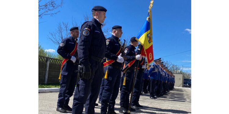 Jandarmii brăileni sărbătoresc DRAPELUL NAȚIONAL