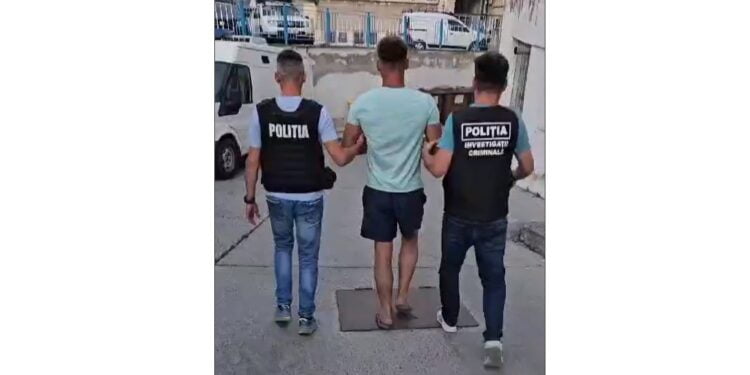 Arestat preventiv sub acuzația de furtul a 825 de metri de cablu din cupru, trei elice din bronz, mai multe bucăți de tablă din alamă și scule electrice