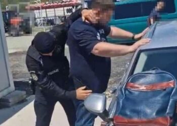 Cetățean ucrainean reținut pentru mituirea autorităților din două porturi din județul Constanța