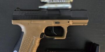 10 percheziții domiciliare, într-un dosar de nerespectarea regimului armelor și al munițiilor