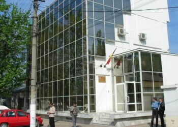 Absolvenţii de învățământ din promoţia 2024 pot beneficia de o primă de inserție, în cazul în care își găsesc o slujbă cu normă întreagă