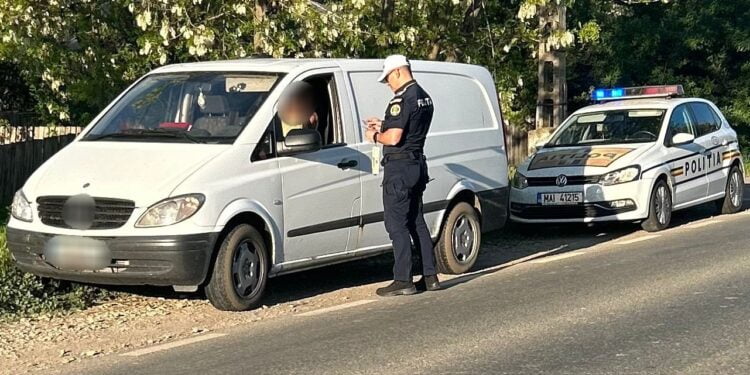 111 contravenții legate de tulburarea ordinii și liniștii publice, depistate de polițiștii brăileni în ultimele 24 ore. S-au aplicat amenzi în valoare de  35.000 de lei  