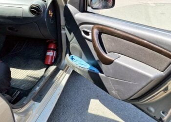 Cartușe și tuburi de vânătoare descoperite în portiera unui autoturism în PTF Galați