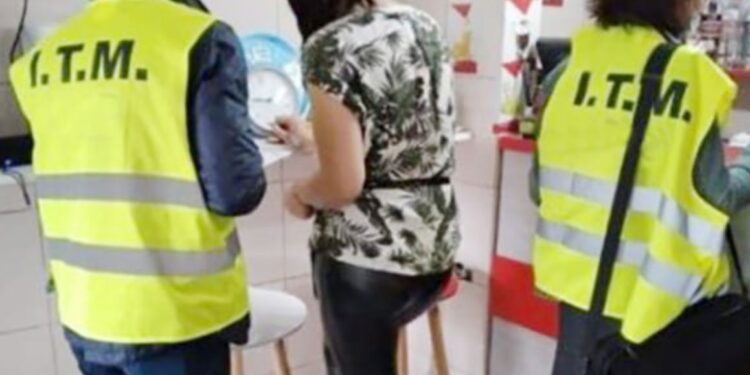 În luna iulie inspectorii ITM Brăila au controlat 167 de angajatori și au dat amenzi de peste 275.000 lei