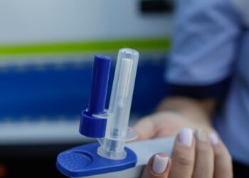 Depistat de polițiștii rutieri conducând sub influența unei substanțe psihoactive. Analizele de laborator au confirmat prezența substanței detectate cu ocazia testării efectuate în trafic