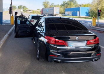 Permise de conducere din Ucraina, false, obținute cu suma de 1.000 de euro