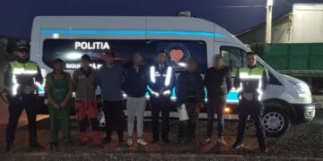 Controale făcute de polițiștii brăileni privind asigurarea semnalizării corespunzătoare a vehiculelor pe timpul nopții, în special a tractoarelor rutiere și căruțelor